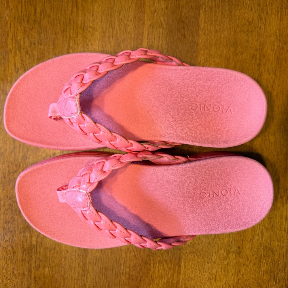 Vionic Coral Braided Flip-Flops
